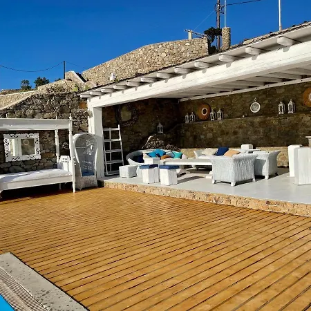 Vila Salty Ble Agios Ioannis Diakoftis