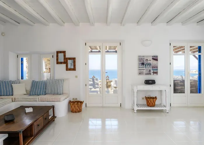 Villa Salty Ble Agios Ioannis Diakoftis